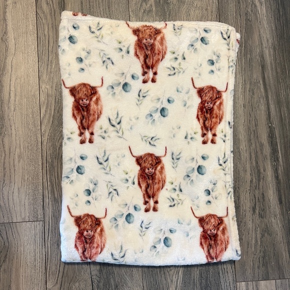 Other - 🌱🦢4 FOR $15!🦢🌱 baby Highland Cow Fleece Blanket